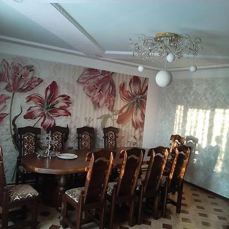 У Ані Lazeshchyna Exterior foto